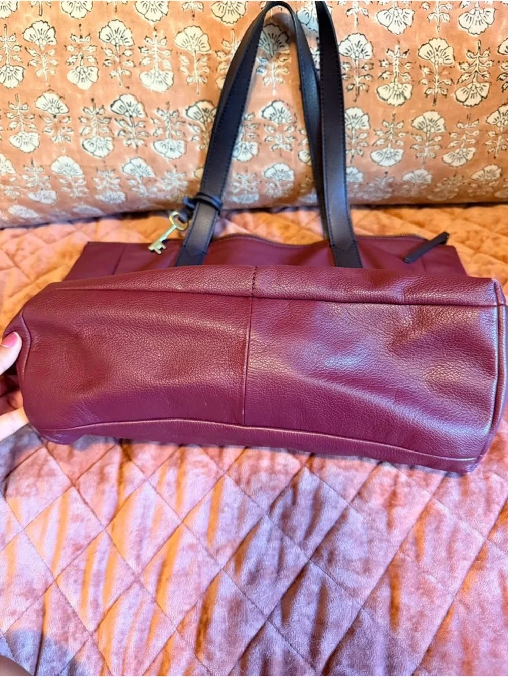 Fossil cowhide pebbled leather burgundy Fiona tote bag purse